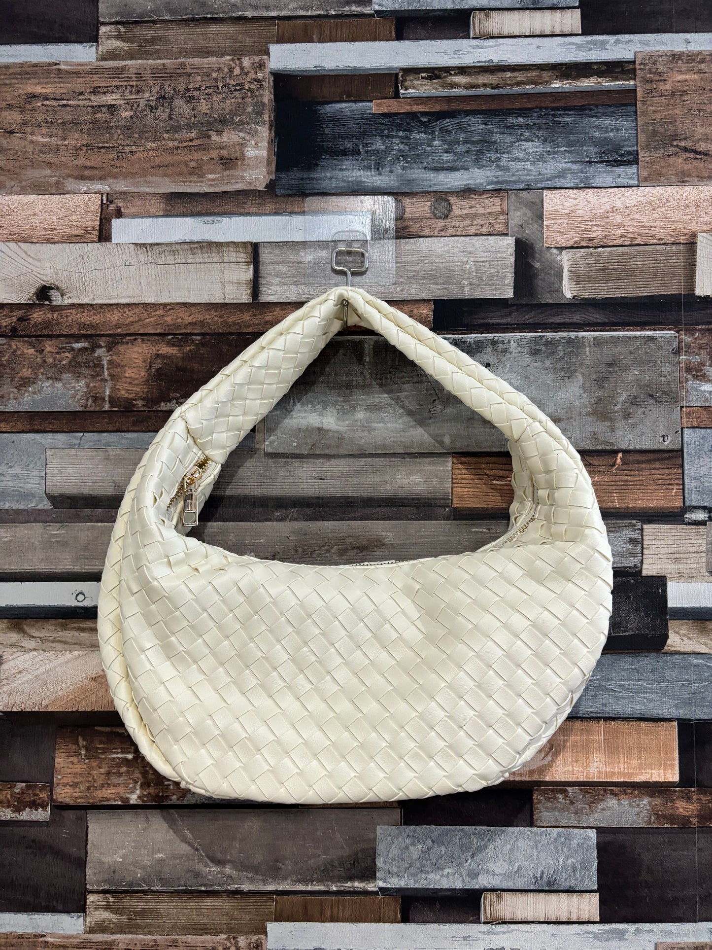 Crescent shoulder bag