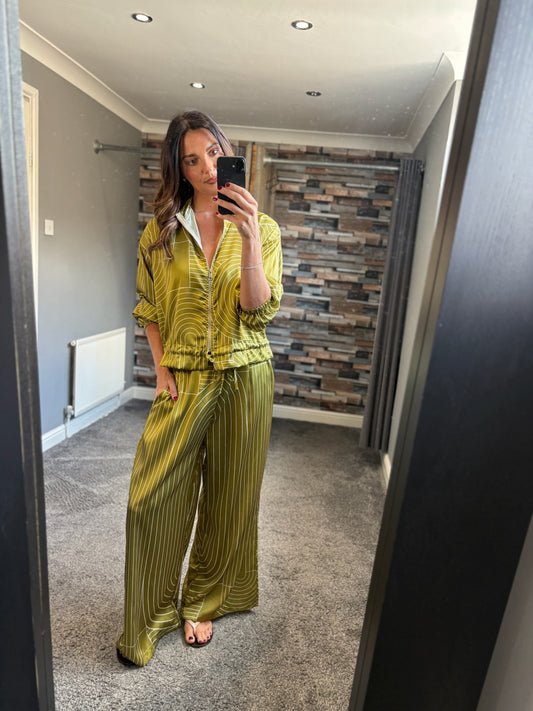 Geo Print Silky Coord