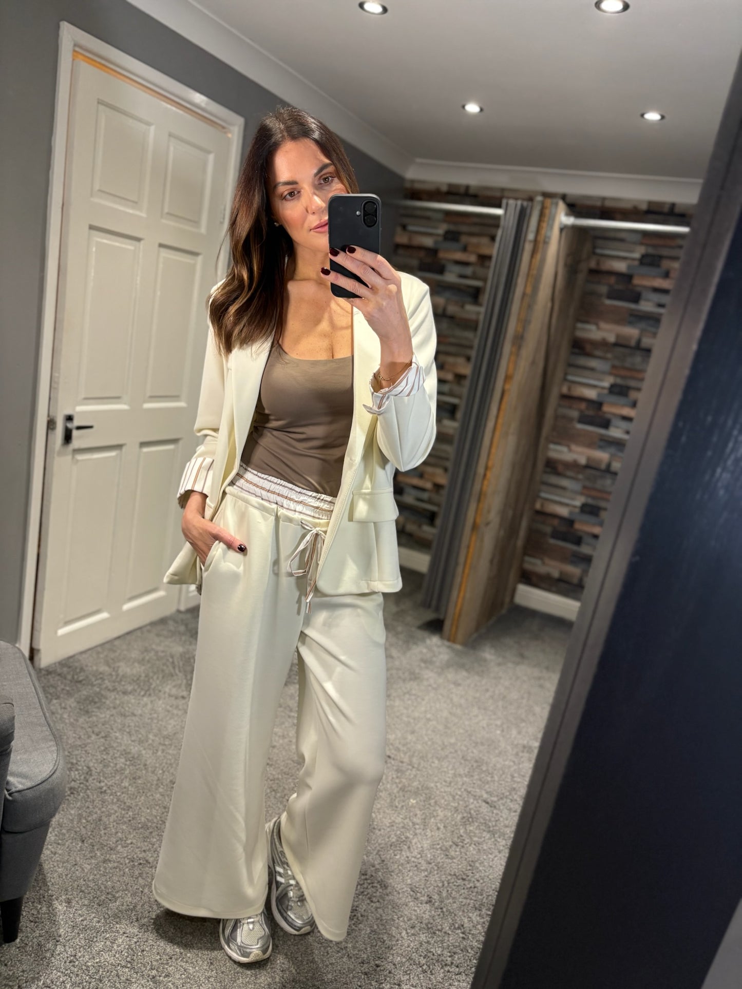 Shirt Trim Blazer Suit