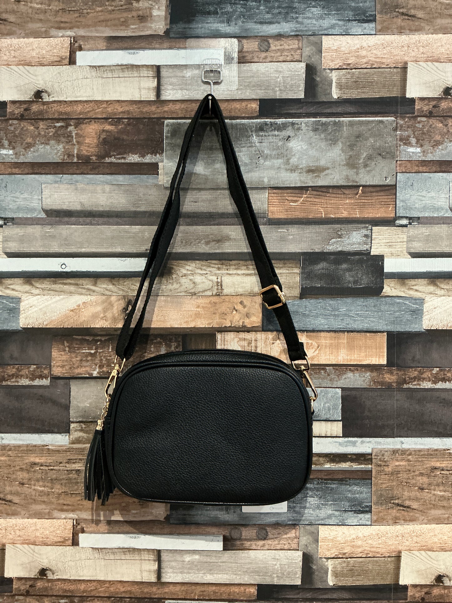 Basic Crossbody Bag