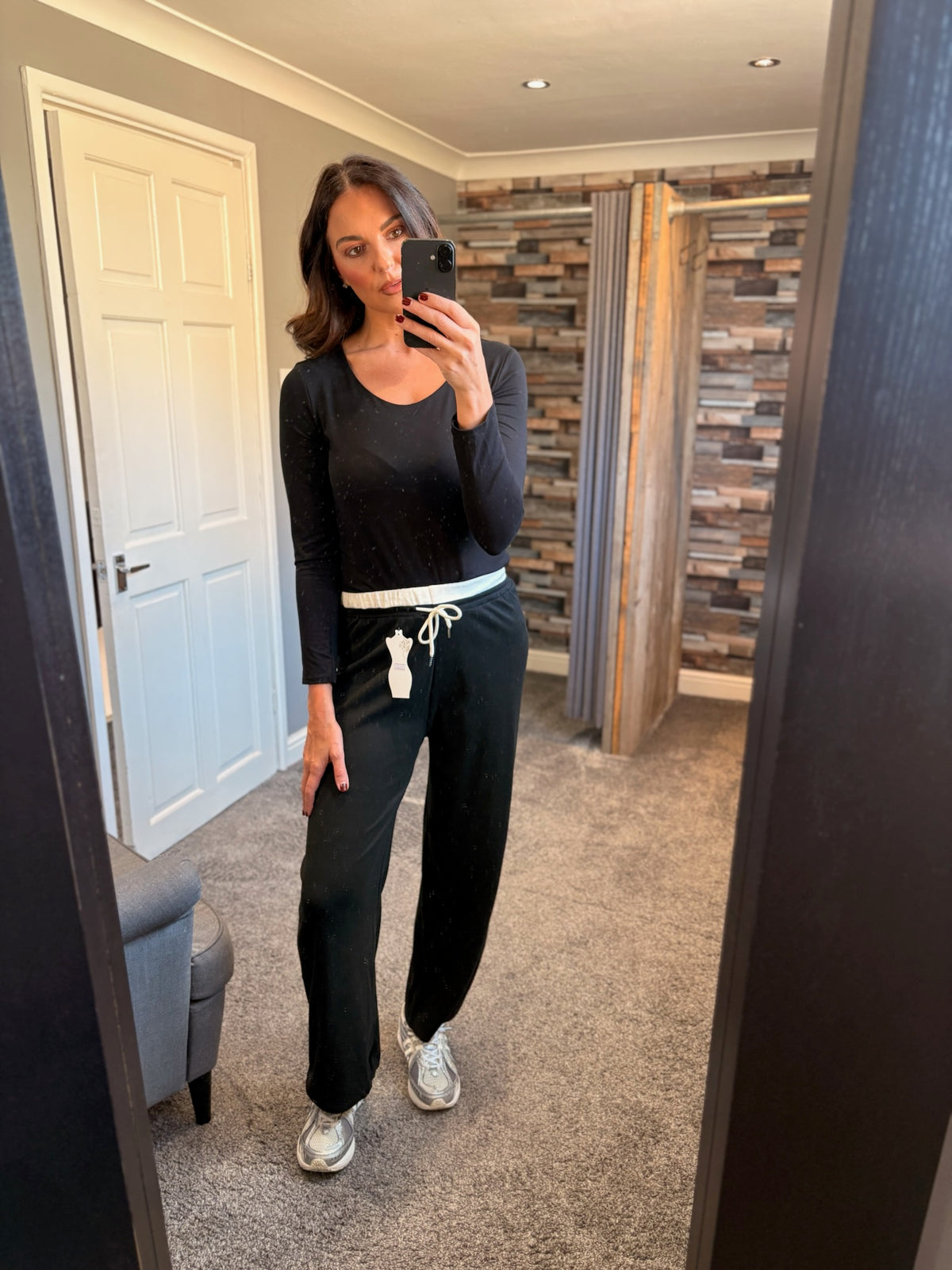 Wide Leg Trousers - Waistband Detail