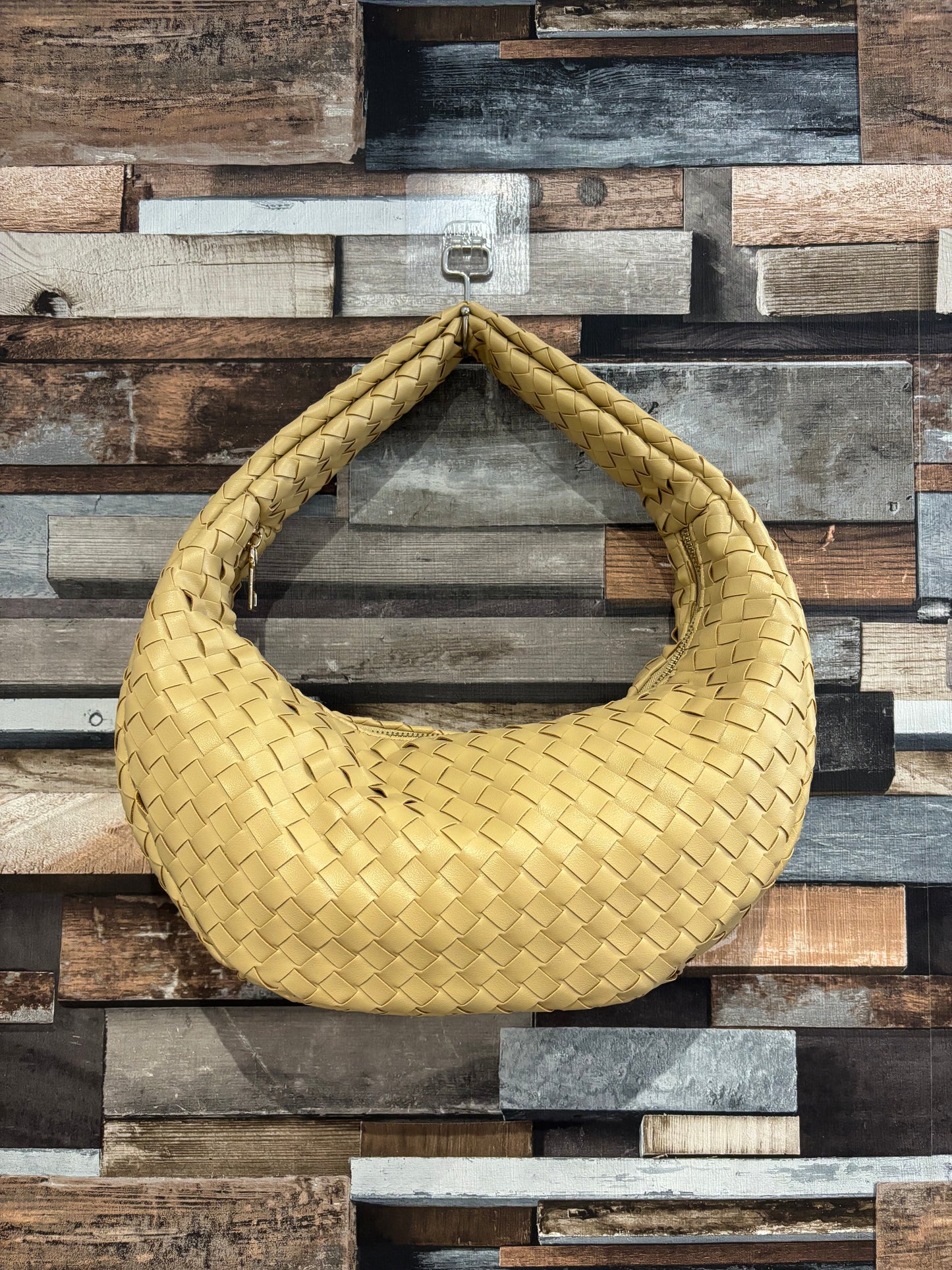 Crescent shoulder bag