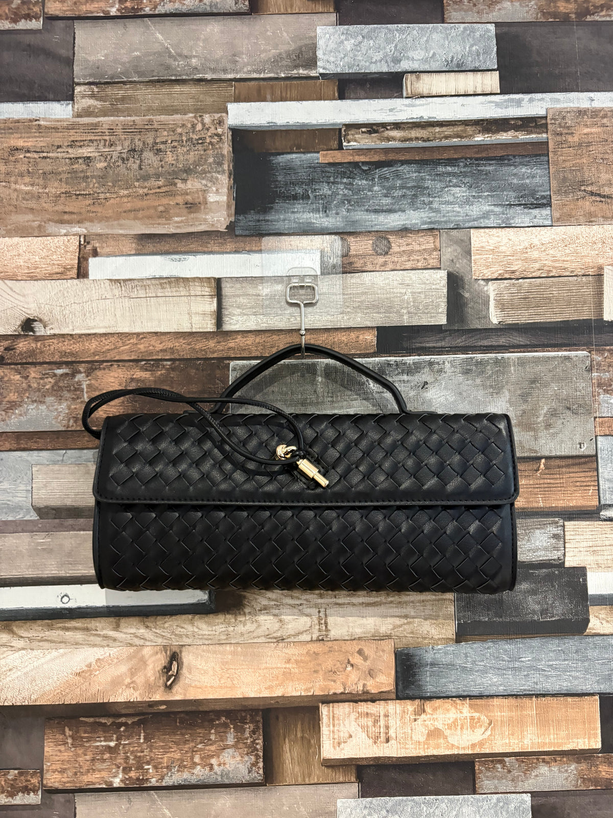 Woven clutch bag