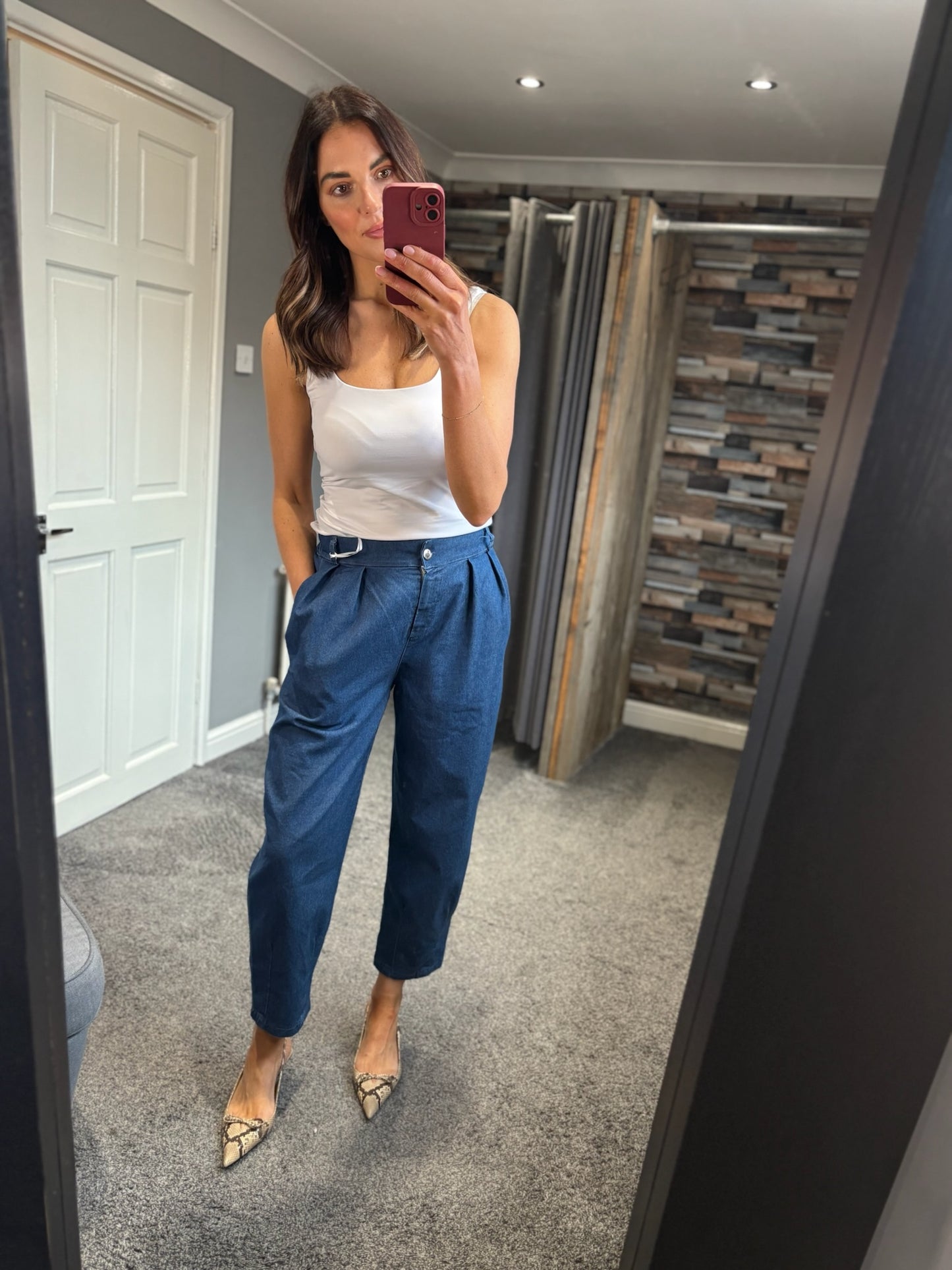 Cigarette style Jeans