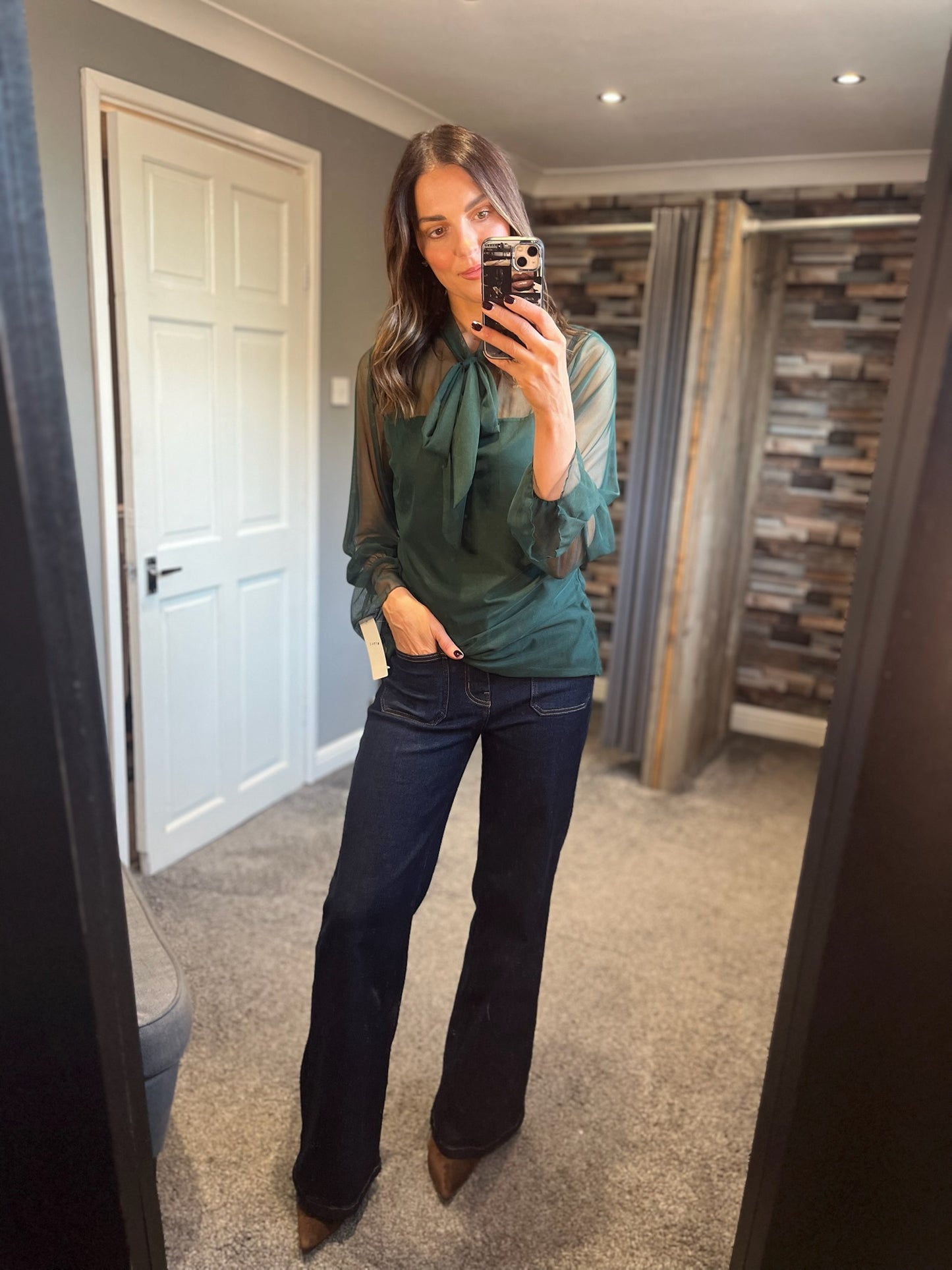 Mesh Pussybow Blouse