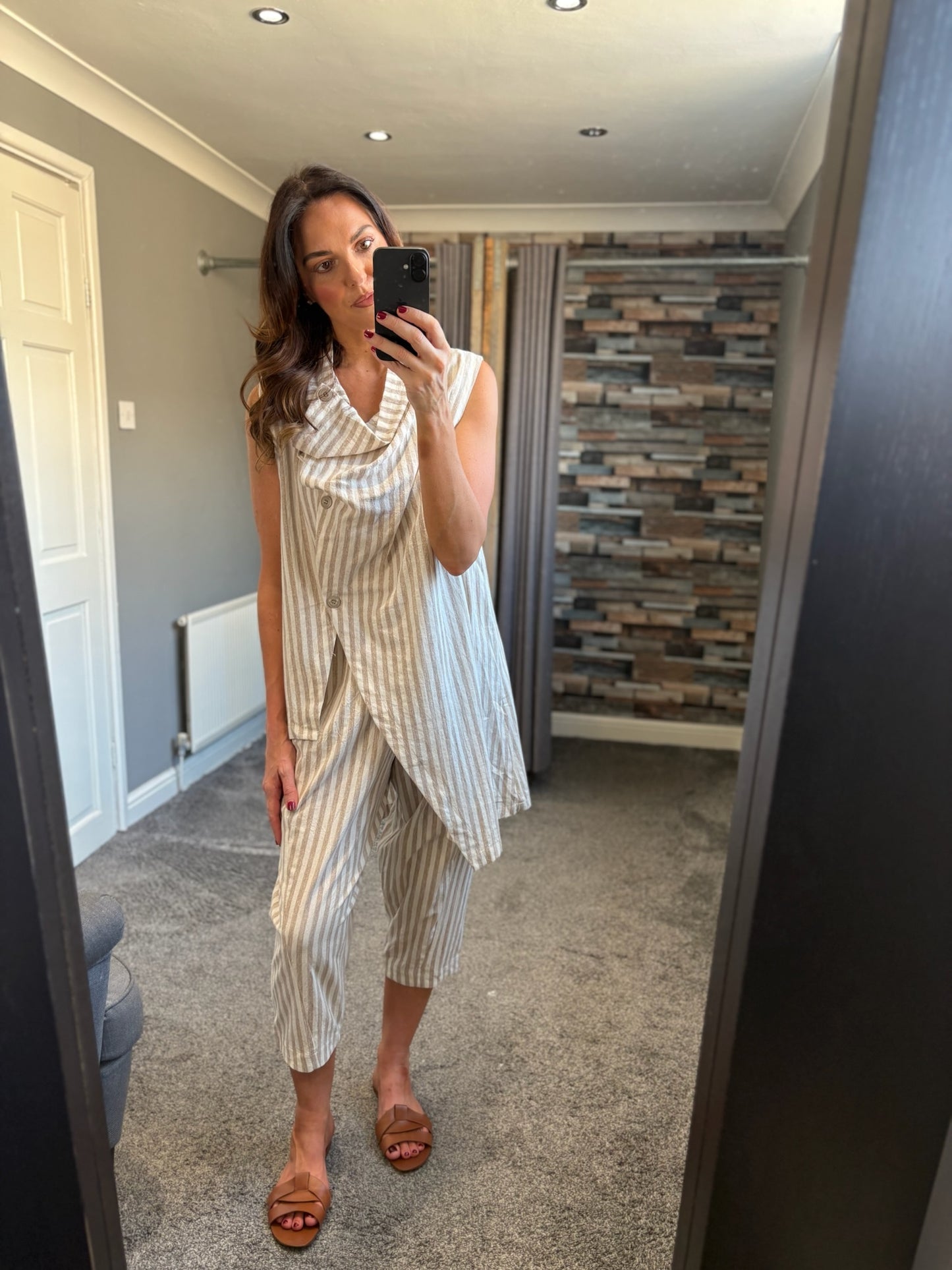 Stripe Linen Barrel Leg Trouser