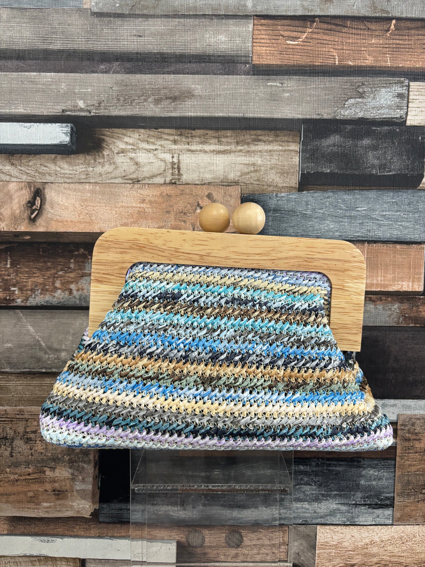 Wooden raffia clutch bag